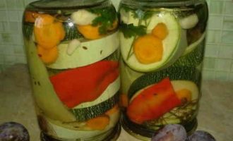Мариновані кабачки в літрових банках «Пальчики оближеш»