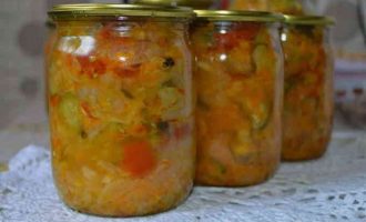 Салат "Кубанський" з капусти з болгарським перцем на зиму