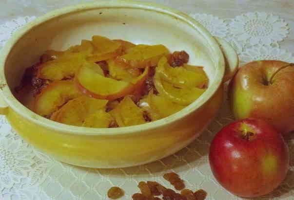 запечені яблука в духовці часточками
