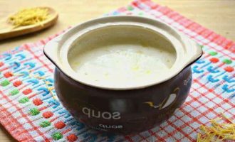 Молочний суп з локшиною