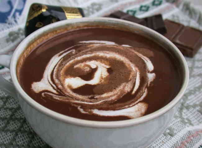 Гарячий шоколад з шоколаду і молока в домашніх умовах
