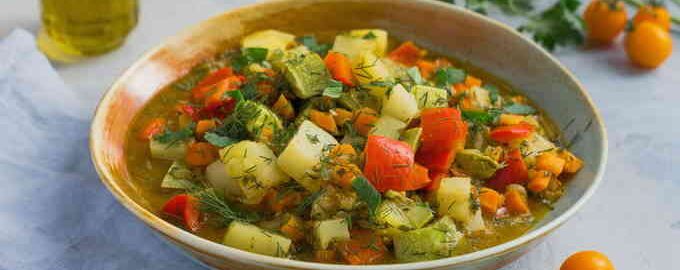 рецепт овочевого рагу з кабачками і картоплею