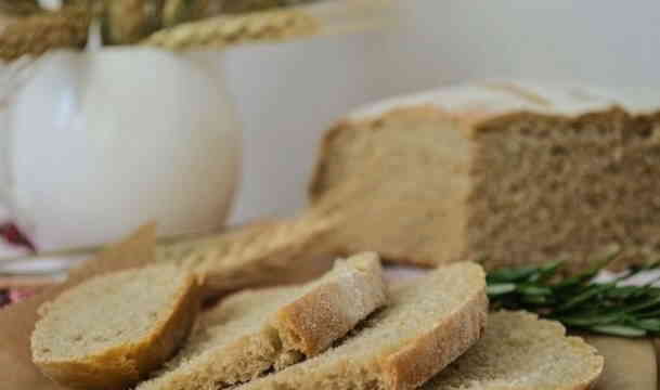 Хліб із цільнозернового борошна в духовці