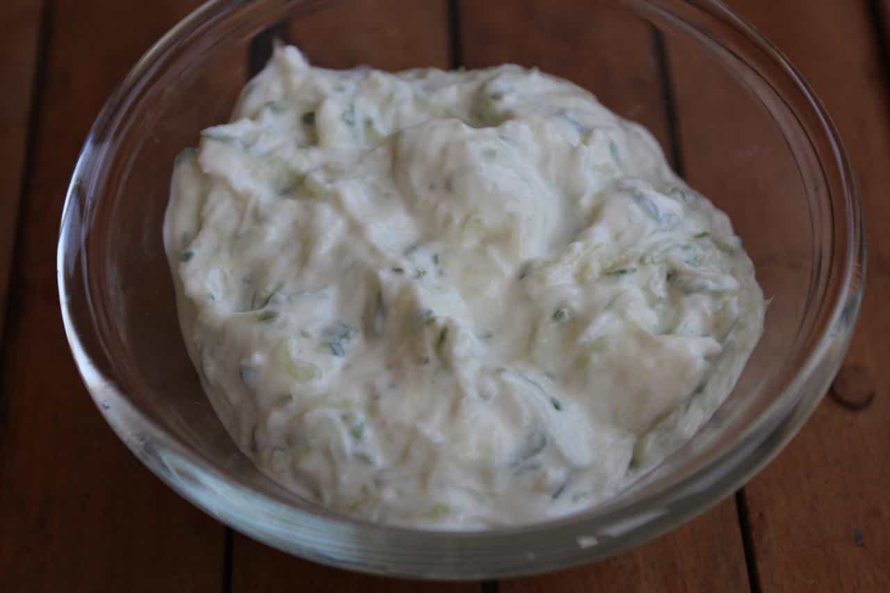 Дзадзикі (Tzatziki / Τζατζίκι) – покроковий рецепт приготування